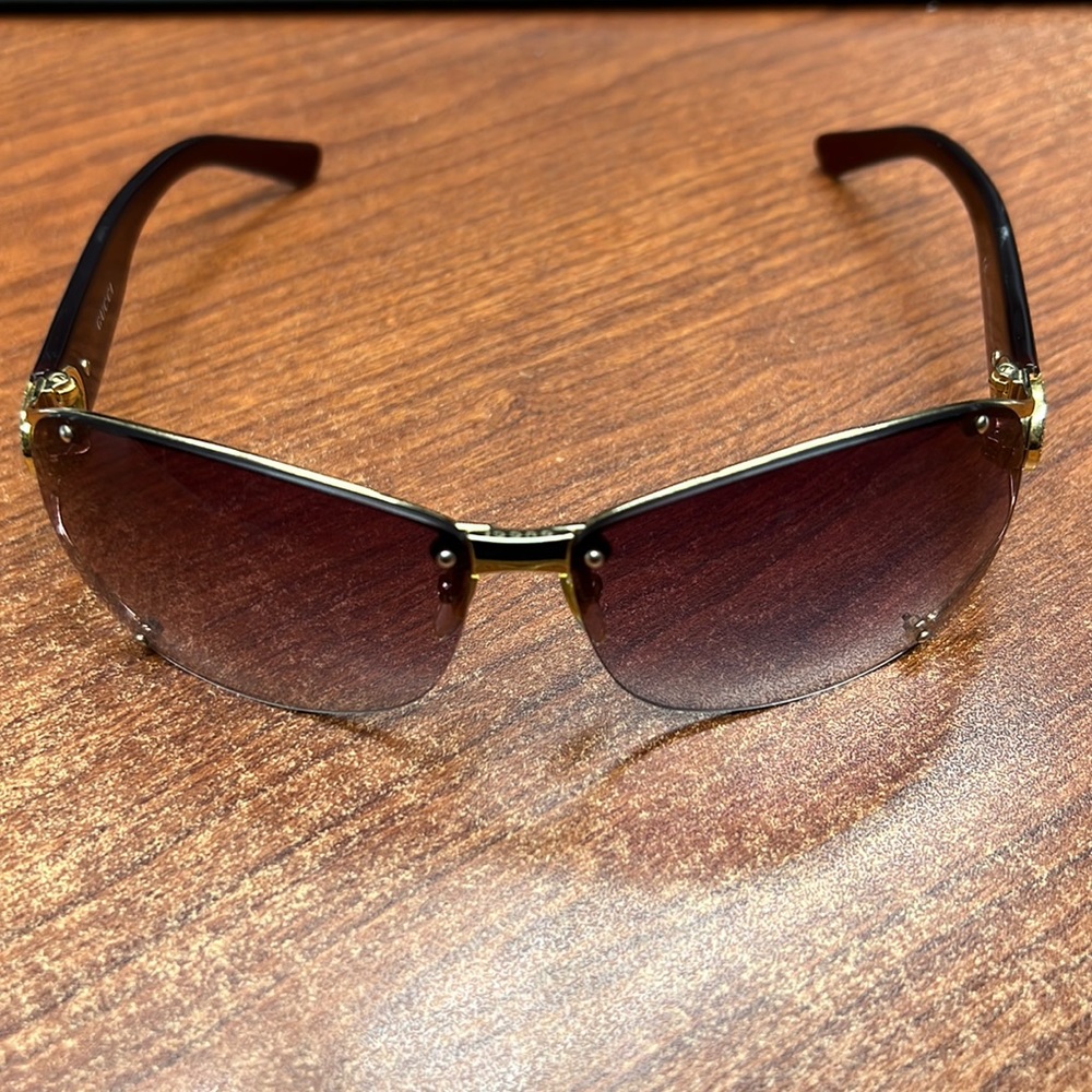 Gucci Sunglasses GG2820/F/S lightly used, with case/cloth, authentic guarantee
